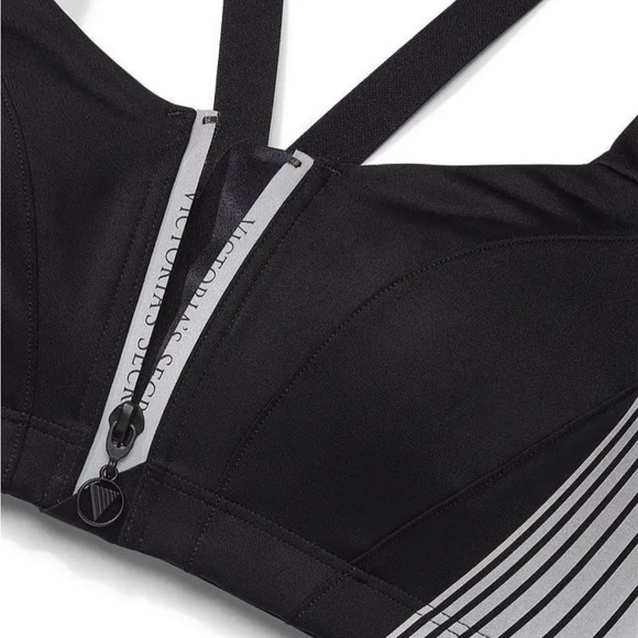 36DD Victoria’s Secret On Point Knockout Front Close Sports Bra - Picture 3 of 9